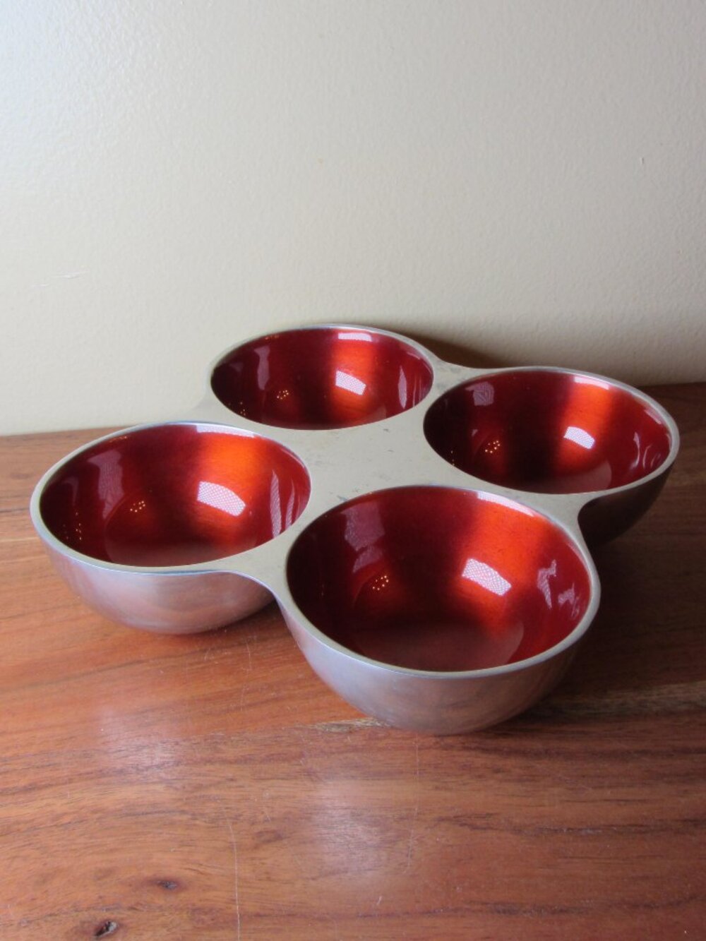 red orange metal (chrome?) divided dish CB2 crate & barrel 569-798 (W6824)